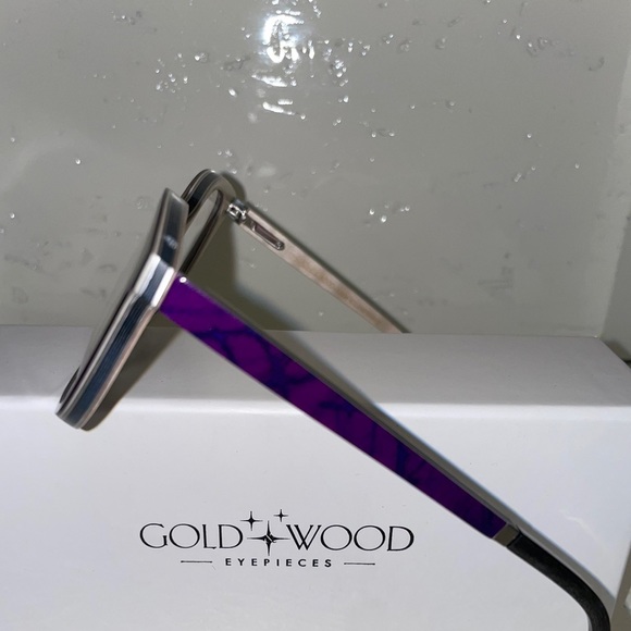 Gold & Wood Gaia 01.07 - Picture 2 of 2